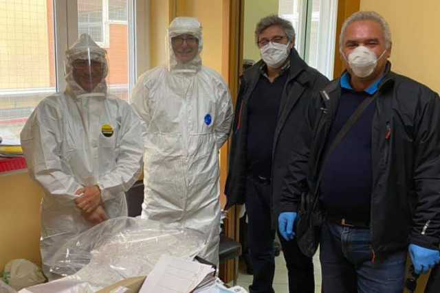 "Puglia rete solidale": aziende e scuole producono e regalano visiere anticovid
